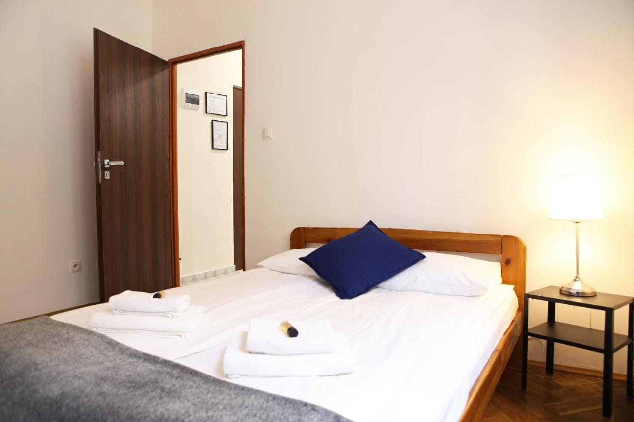 Classic Apartments Pilsudskiego Street Krakow Ngoại thất bức ảnh