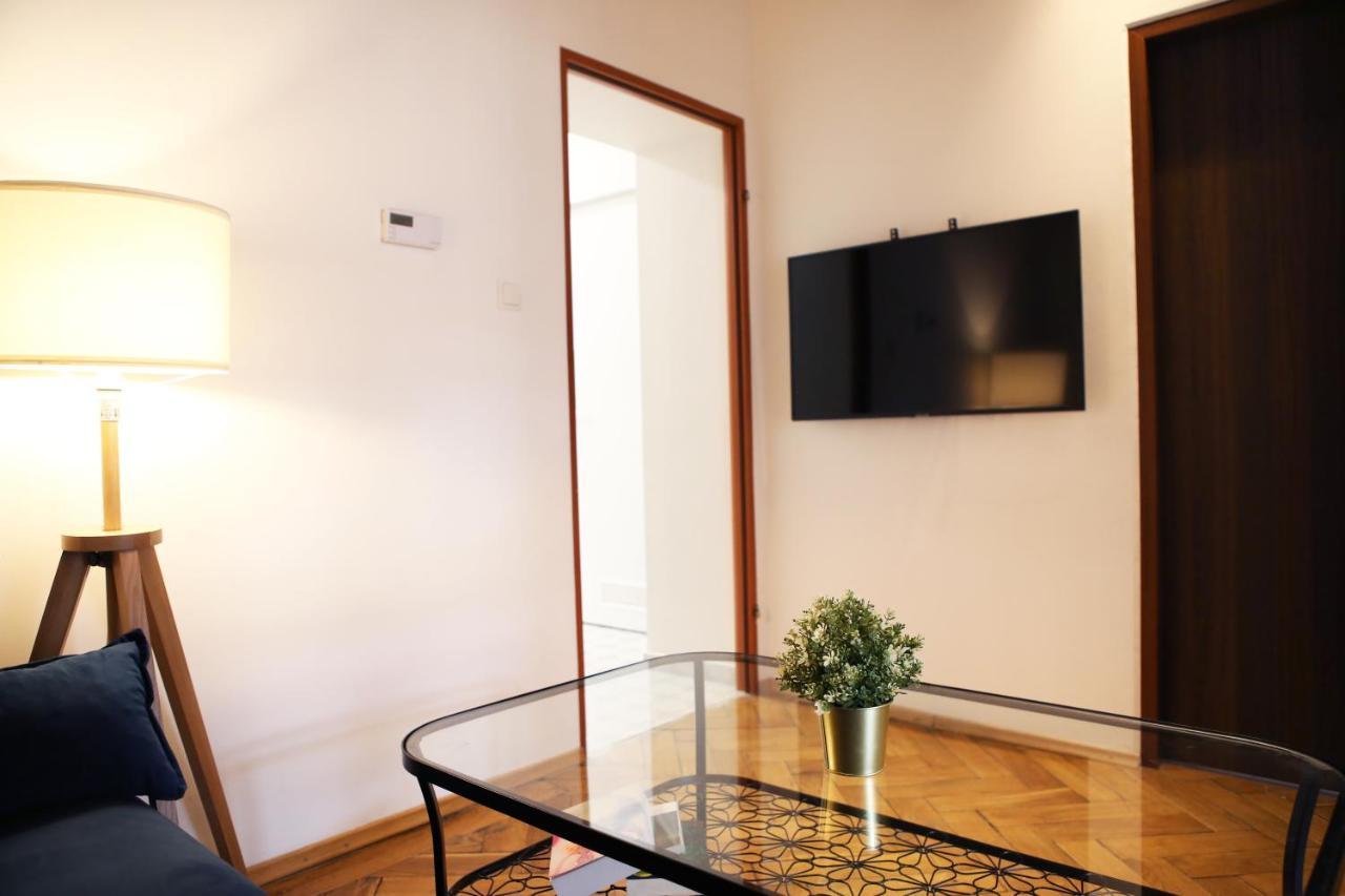 Classic Apartments Pilsudskiego Street Krakow Ngoại thất bức ảnh