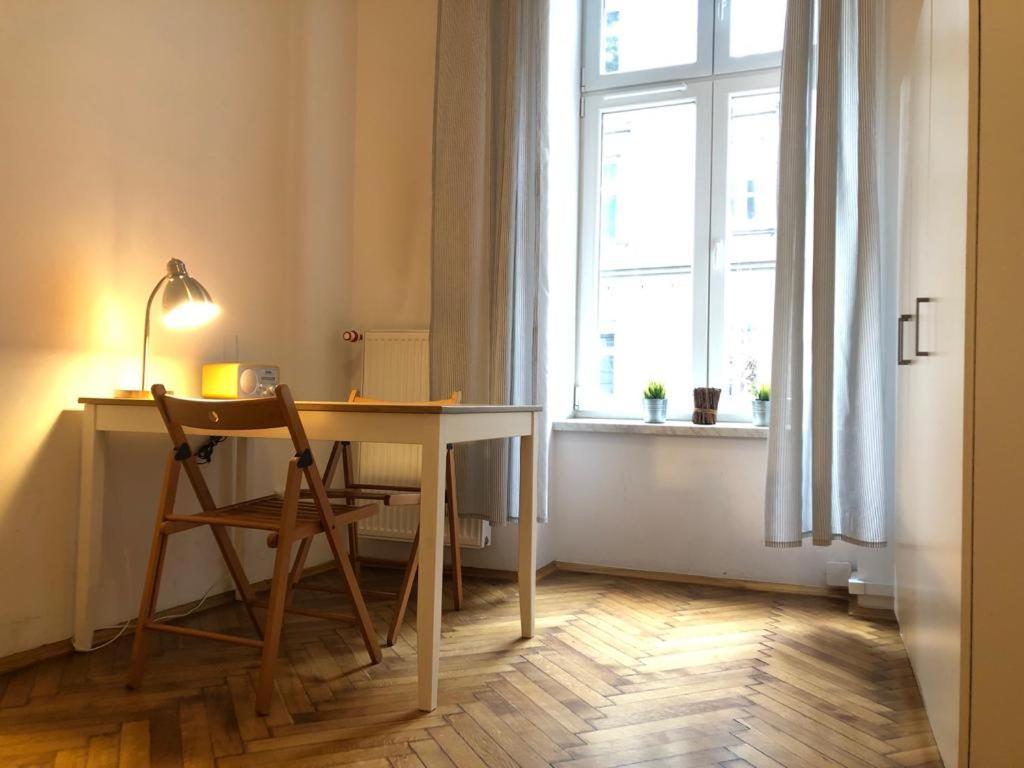 Classic Apartments Pilsudskiego Street Krakow Ngoại thất bức ảnh