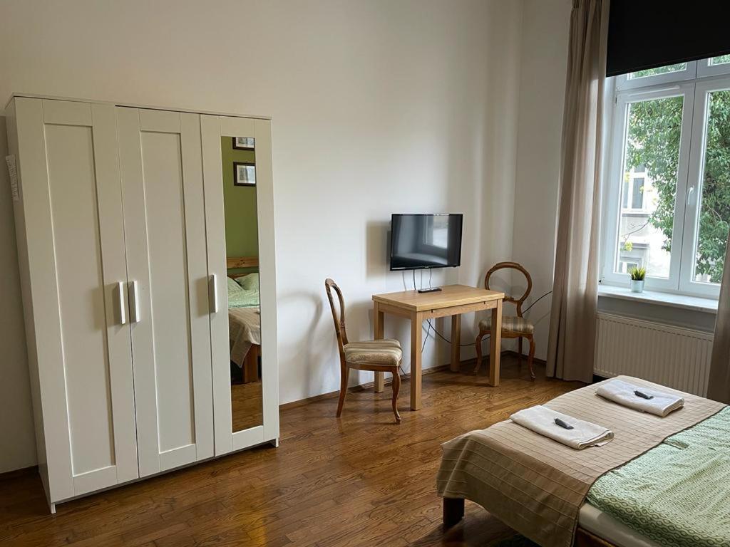 Classic Apartments Pilsudskiego Street Krakow Ngoại thất bức ảnh