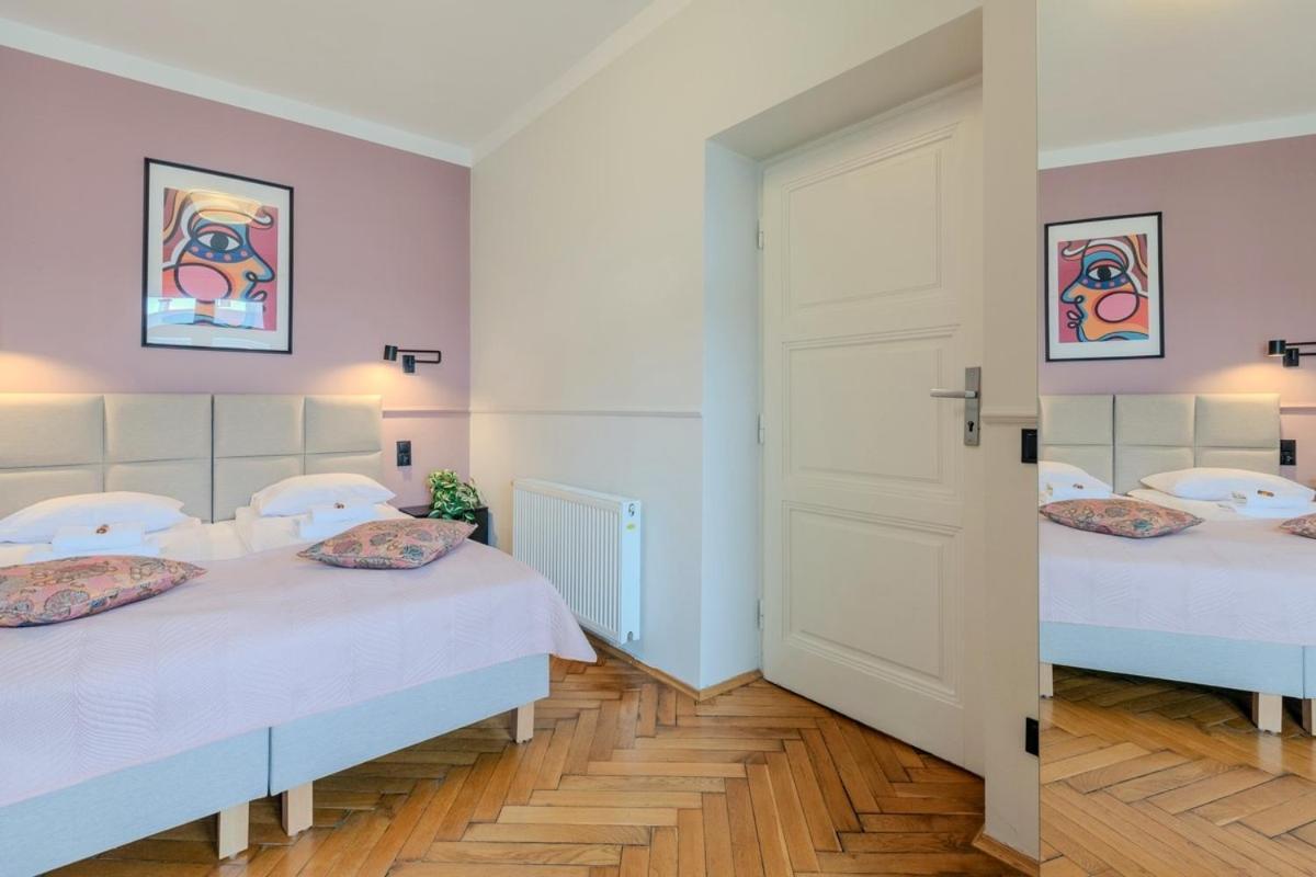 Classic Apartments Pilsudskiego Street Krakow Ngoại thất bức ảnh